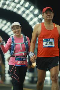 BIB: 45275, 42615
                            <button type="button" onclick="openModal(21213805)" class="btn btn-primary btn-sm float-right btn-popup" data-toggle="modal" data-target=".modal-high-quality">
                        <i class="fas fa-shopping-cart"></i> Add to Cart
                    </button>
                                            <button type="button" onclick="isThisMe(21213805, true)" class="btn btn-success btn-sm float-right btn-popup btn-isme hidden" data-toggle="tooltip" data-placement="bottom" title="นี่คือรูปของคุณใช่ไหม คลิกที่นี่เพื่อเอาเข้าอัลบั้ม">
                        <i class="fas fa-plus"></i> Add to album
                    </button>
                    <button type="button" onclick="isThisMe(21213805, false)" class="btn btn-warning btn-sm float-right btn-popup btn-isnotme hidden">
                        <i class="fas fa-ban"></i> Remove from album
                    </button>